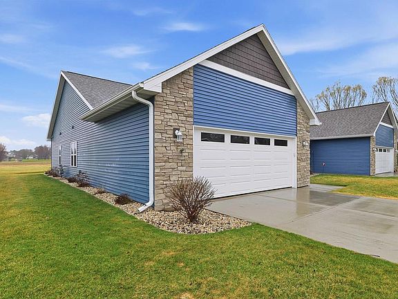 3rd image of 496 River Road #1