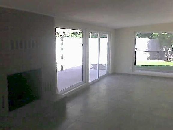 4th image of 326 N FRASER Street #E