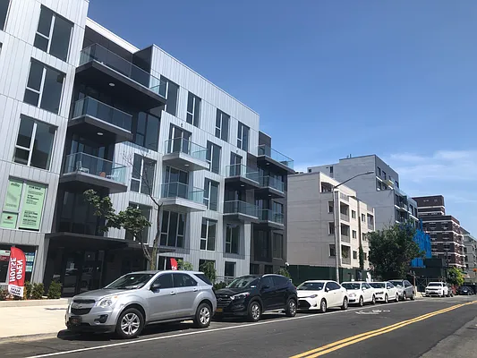 Rented by E Realty International Corp | media 1