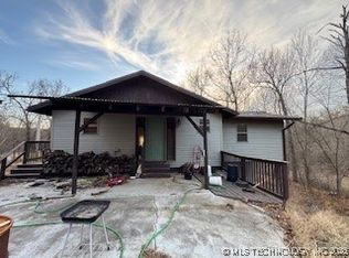 12022 E 530th Rd, Kansas, OK 74347