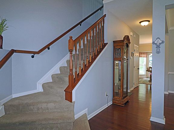 4th image of 610 Stratshire Ln