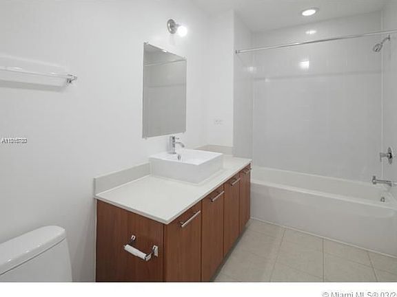 2nd image of 3301 NE 1st Ave APT H1910