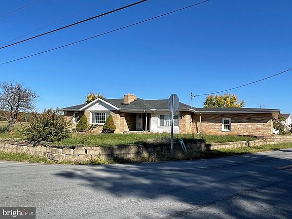 4th image of 2465 Specks Run Rd