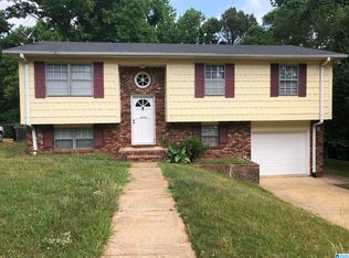 2620 Streetman Cir, Birmingham, AL 35235