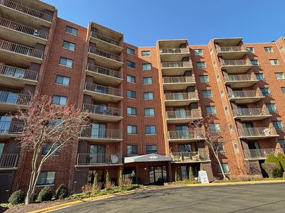 1 Bloomingdale Pl APT 101, Bloomingdale, IL, 60108