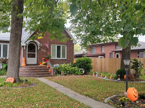 705 W 1st St, North Platte, NE 69101