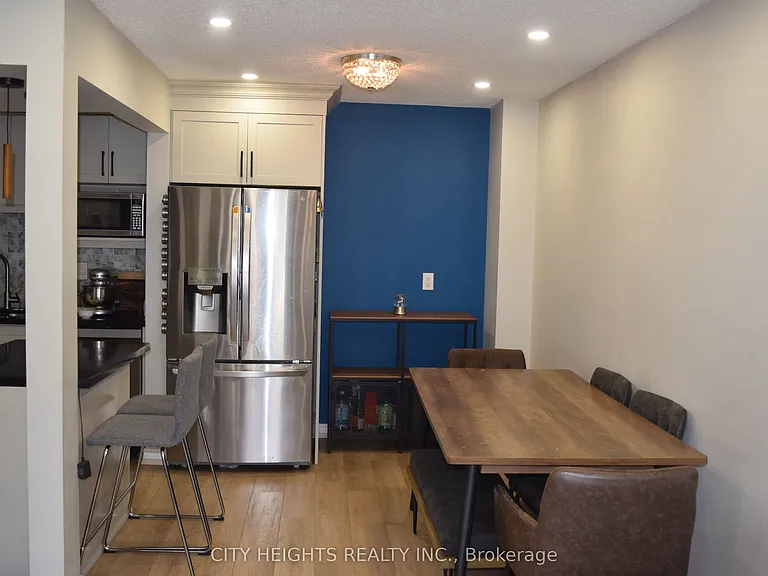 28 Fern Ave — Photo 32