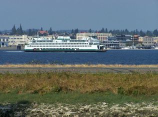 2051 Beach Dr E, Pt Orchard, WA 98366