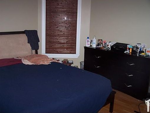 3rd image of 7954 S Maryland Ave