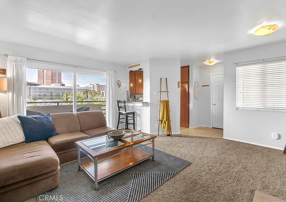 1st image of 535 W 4th St APT 312