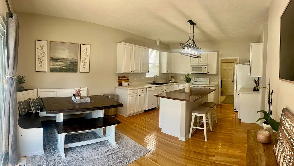 4 bed, 3300 sqft, $3,000 — Photo 3