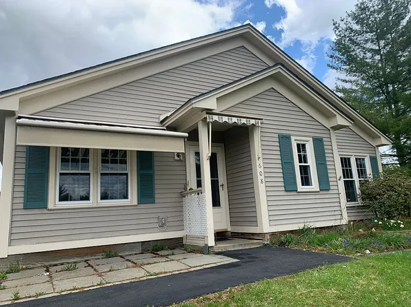 608 Acorn Dr, Unit, VT 05676