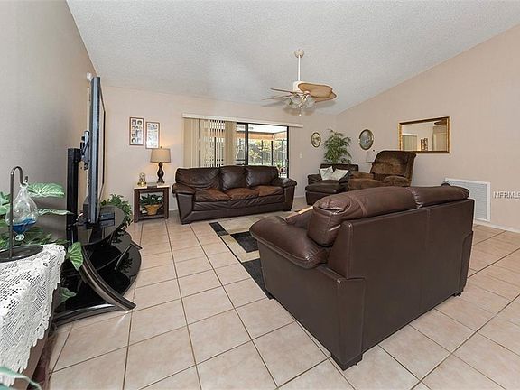 4th image of 4567 Ashberry Dr
