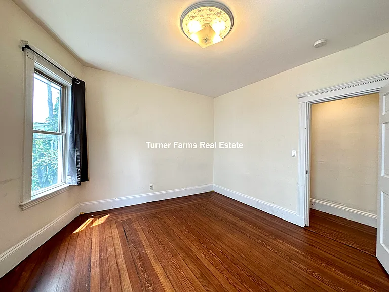 692 Columbia Rd #2A — Photo 37