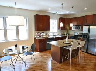 7228 N Bell Ave APT 3S, Chicago, IL 60645
