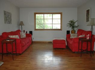 3009 W 9th St, Lawrence, KS 66049