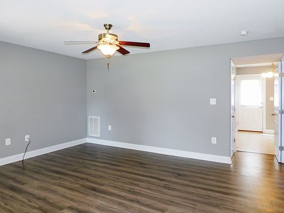 3rd image of 46165 Kayak Ct #A