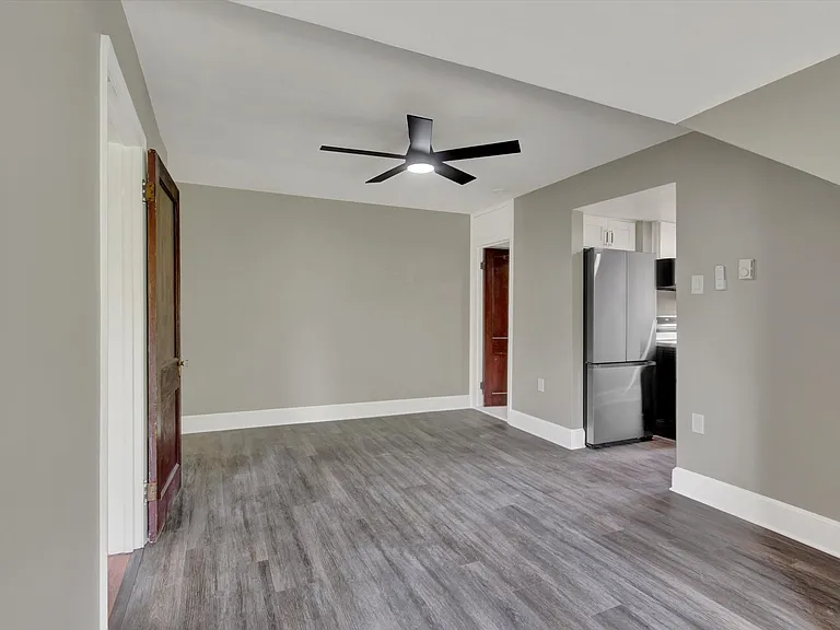 715 Oak Hill Ave #3N — Photo 12
