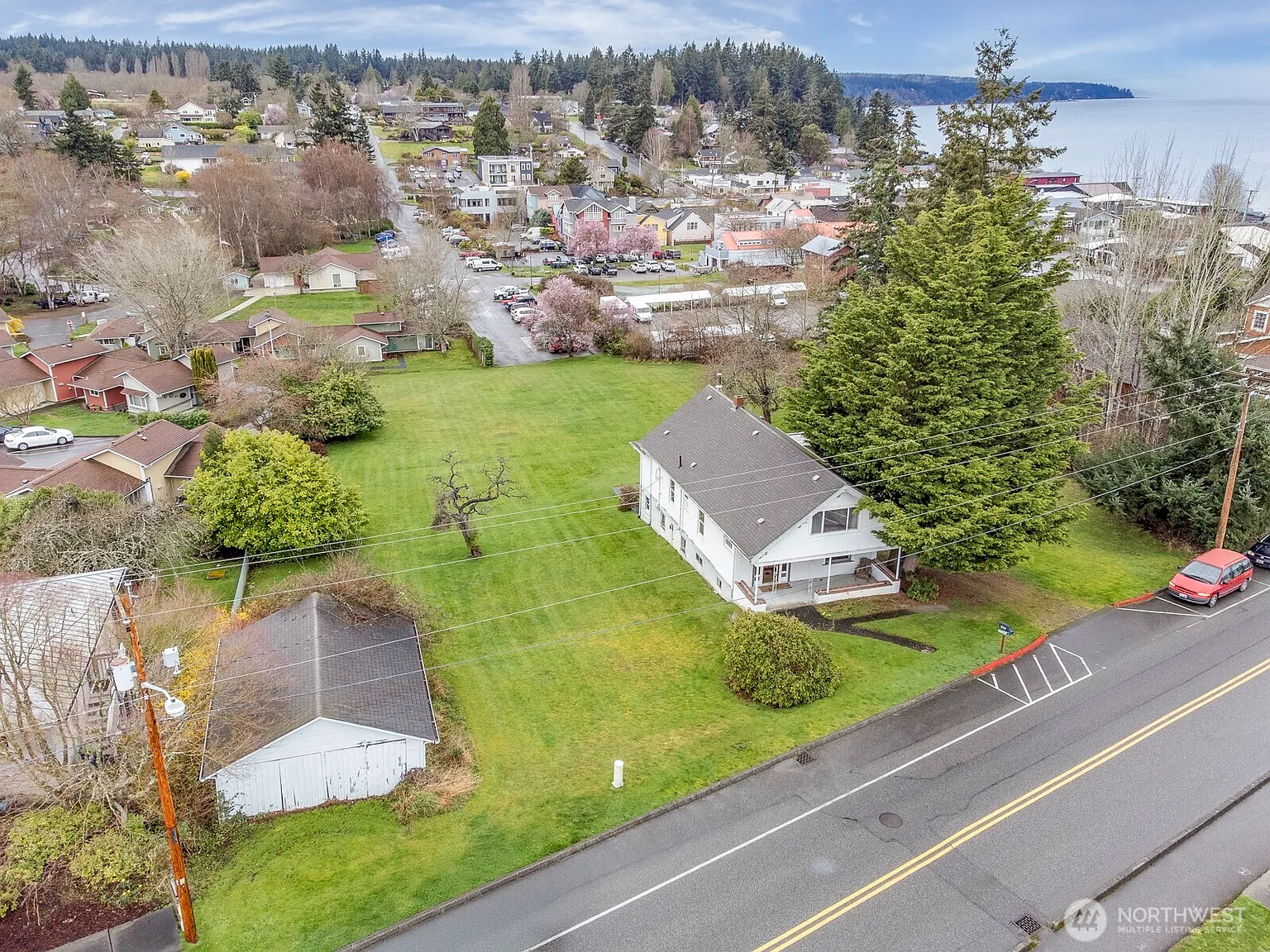 249 Cascade Avenue photo 1