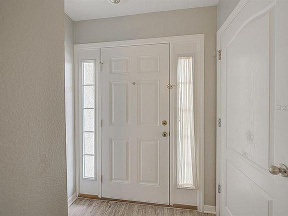 4th image of 4537 Ashburn Square Dr