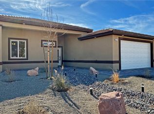881 W Huracan St, Pahrump, NV 89048