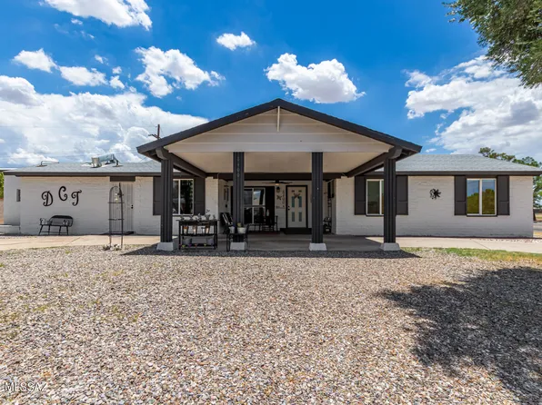 8400 E Malvern Pl, Tucson, AZ 85710