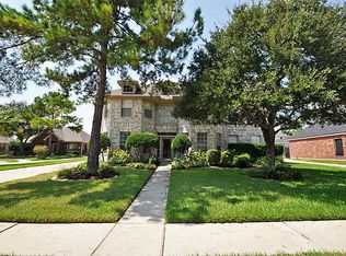 9211 Meadow Branch Ct, Houston, TX 77095