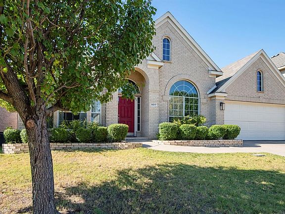 2nd image of 5017 Valleyside Dr