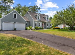 5 Brittany Ct, Cheshire, CT 06410