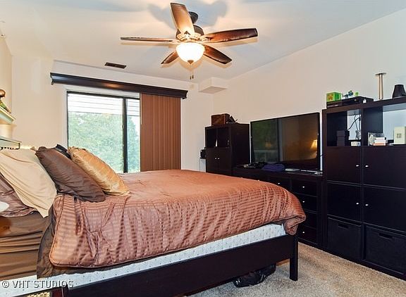 5th image of 925 N Sterling Ave Unit 204