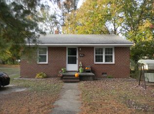 1414 E Chaloner Dr, Roanoke Rapids, NC 27870