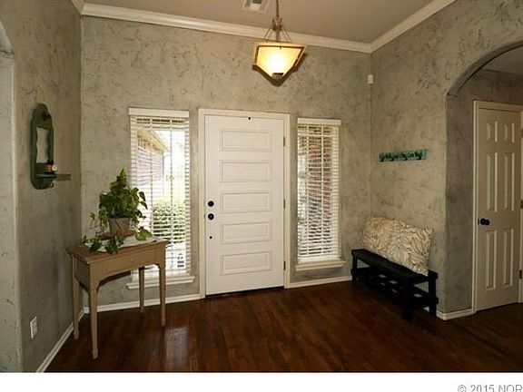 4th image of 25564 Murphy Ct