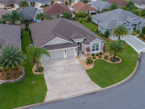 2nd image of 734 Vibrant Ln