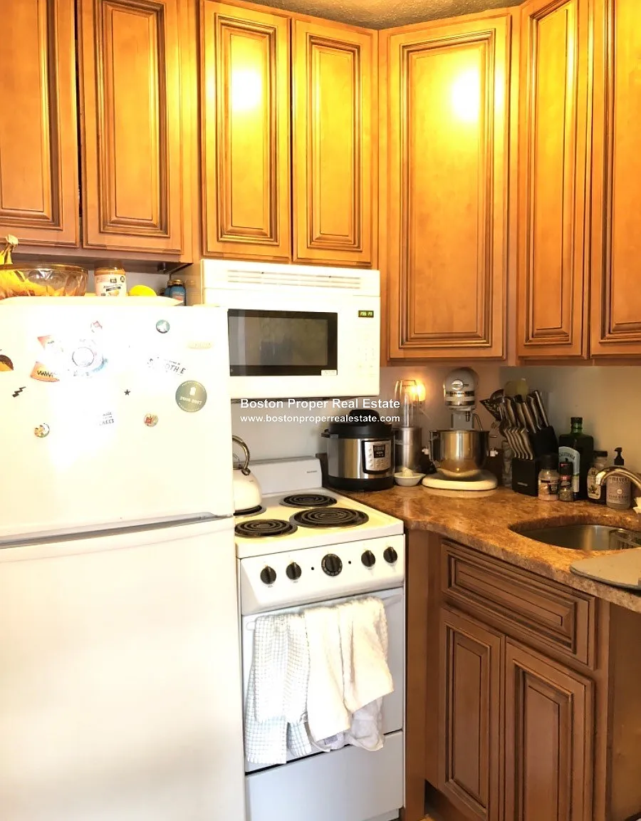 1 bed, 500 sqft, $2,500 — Photo 4