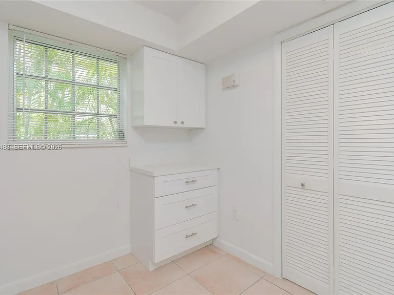 3912 Ponce De Leon Blvd #1 — Photo 10