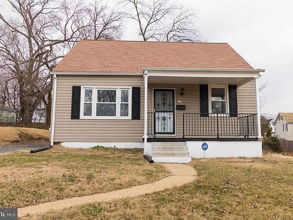 3rd image of 4004 Wilke Ave