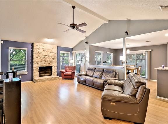 4th image of 4204 Cumbria Ln