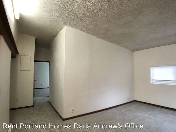 3rd image of 2746 SE 84th Ave APT A