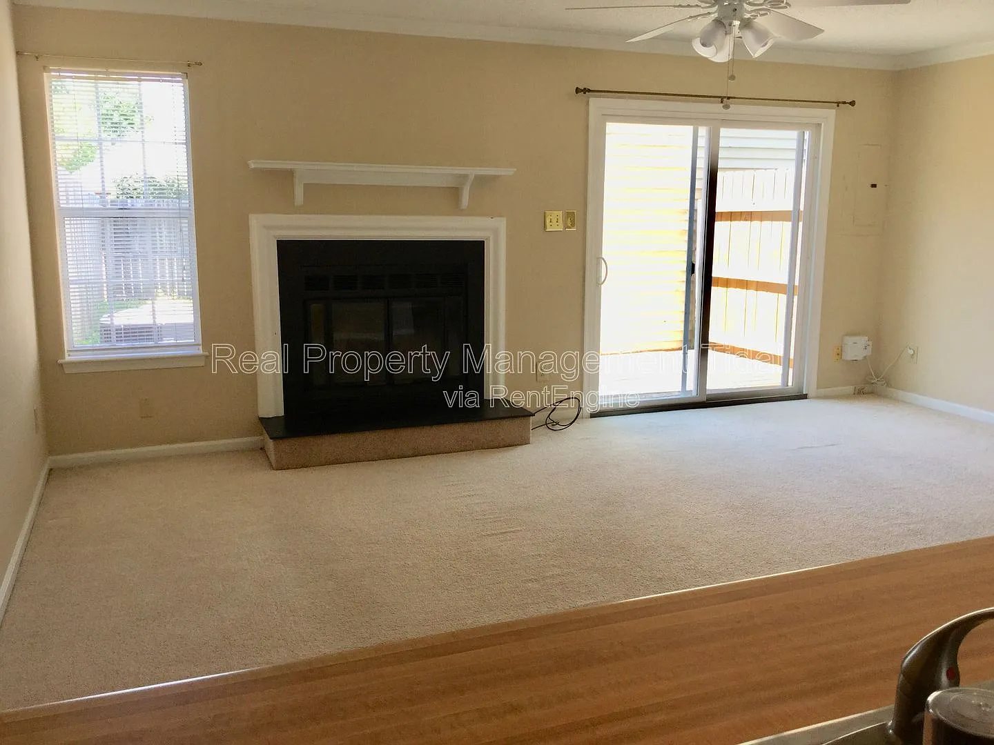 2 bed, 1.5 bath, 1147 sqft, $1,995 — Photo 4