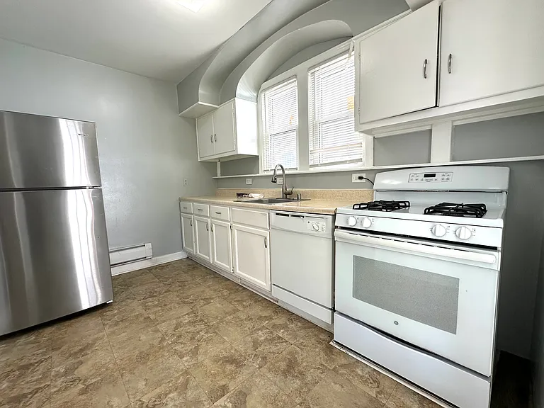 815 Violet Pl — Photo 11
