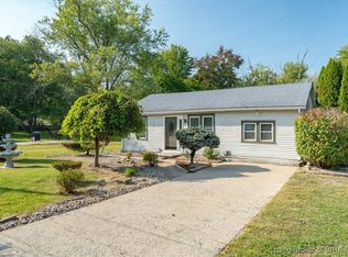 154 3rd St, Charlestown, IN 47111