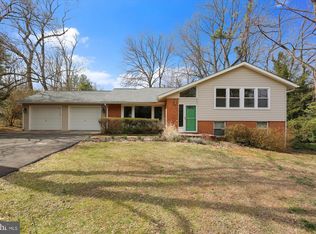 9112 Quintana Dr, Bethesda, MD 20817