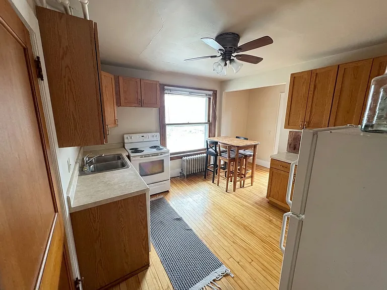 952 Spaight St #952 — Photo 6