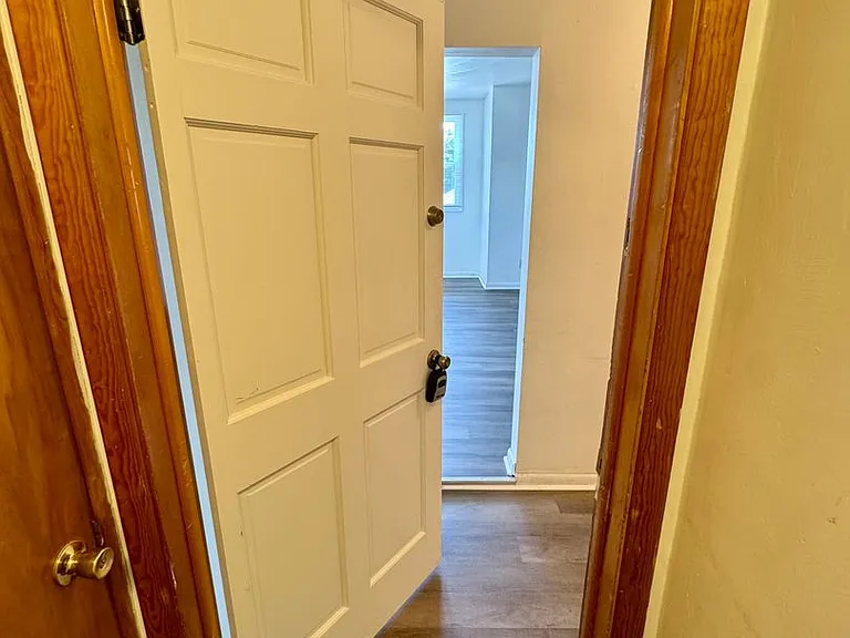 212 North Highland Avenue — Photo 6