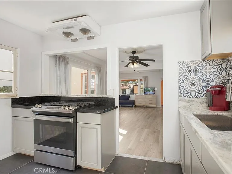 251 Avenida Del Mar #A — Photo 4