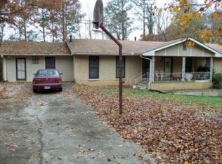 1122 Redan Way, Stone Mountain, GA 30088