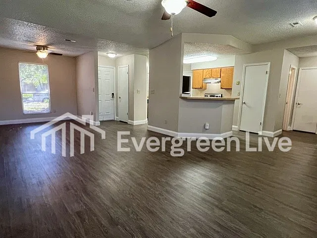 2 bed, 2.0 bath, 1135 sqft, $1,095 — Photo 4