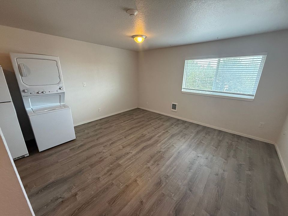 1st image of 1101 Pacific Ave N #25