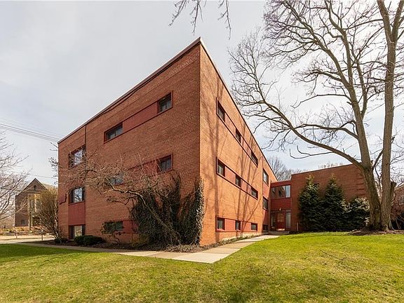 2nd image of 2784 Euclid Heights Blvd APT 4