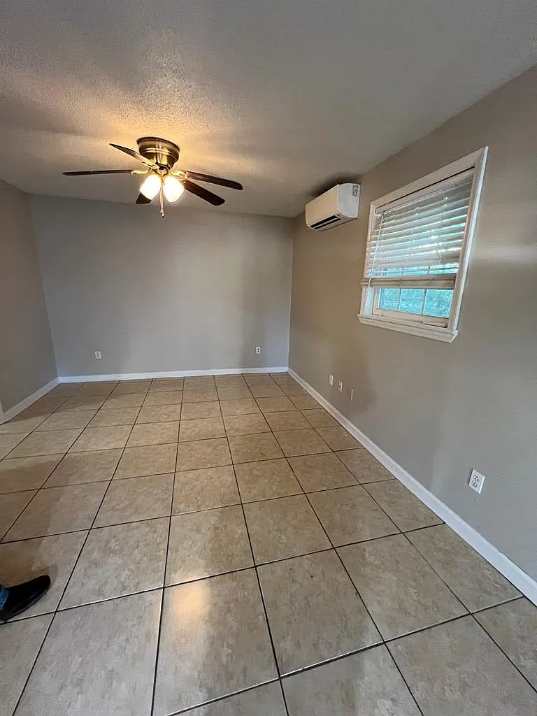 1 bed, 1.0 bath, 572 sqft, $850 — Photo 3